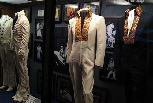 elvis outfits