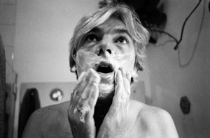 robynhitchcock-bw-shave.jpg