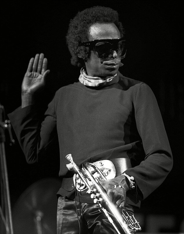 Pangaea Deluxe: Live Miles in Japan, 1975 (Mixtape) - Aquarium Drunkard